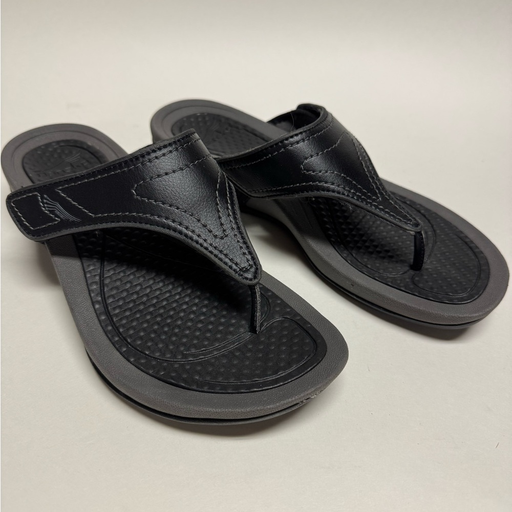 Women’s Black Sandals